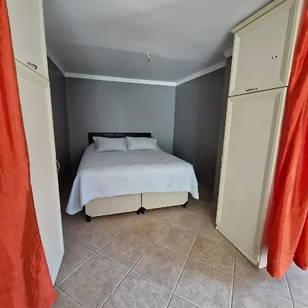 2 Rooms Apartment With Garden Villa Ayvalik