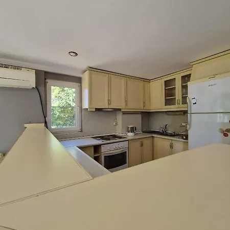 2 Rooms Apartment With Garden Villa *
