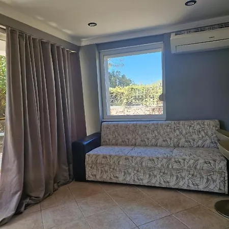 2 Rooms Apartment With Garden * Ayvalik