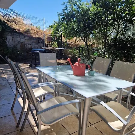 2 Rooms Apartment With Garden Villa