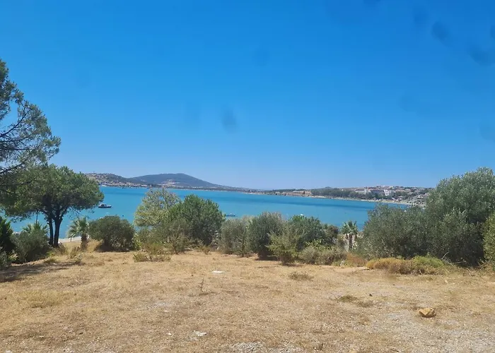 2 With Garden Villa *